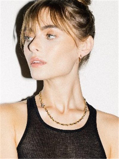 Keep Your Jewelry Box Fresh—11 New Jewelry Designers to Know01 (1)